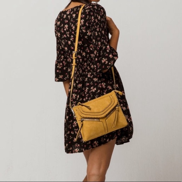 🎉Host Pick!! 🎉Free People Leanna Crossbody Bag - Picture 2 of 3